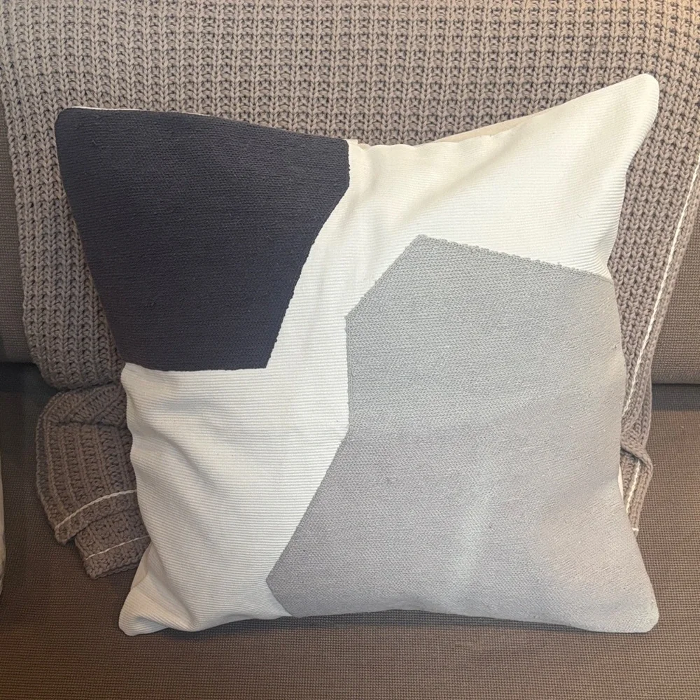 WEST ELM MODERN GEOMETRIC DECORATIVE ACCENT PILLOW COVER